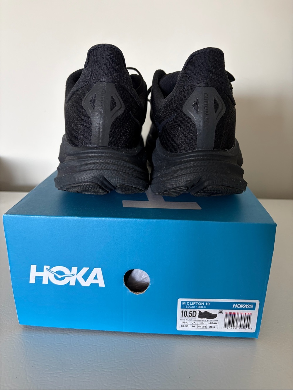 Men’s Hoka Clifton 10s